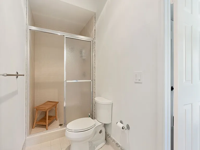 1005 Crescent Beach Rd — Photo 16