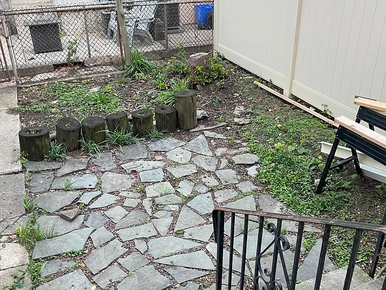2946 S 15th St — Photo 35