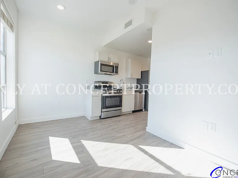 The Commons at Newpark — Photo 47