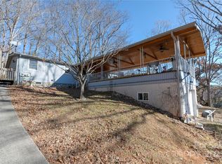 220 Moody Ridge Rd, Clyde, NC 28721