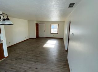 726-732 8th Pl SW, Demotte, IN 46310