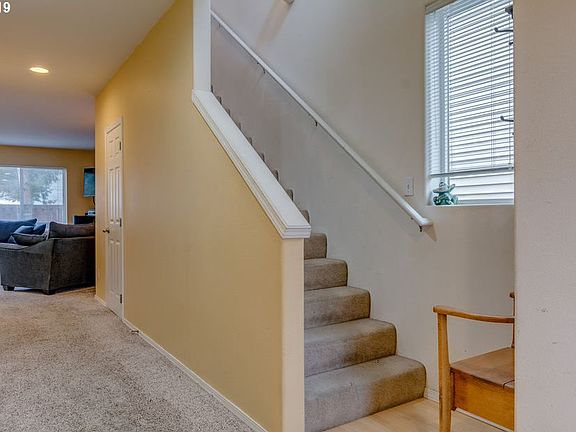 5th image of 6557 NE Deer Run St