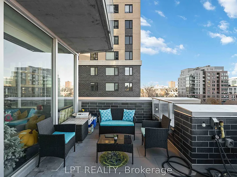111 Champagne Ave S #307 — Photo 34