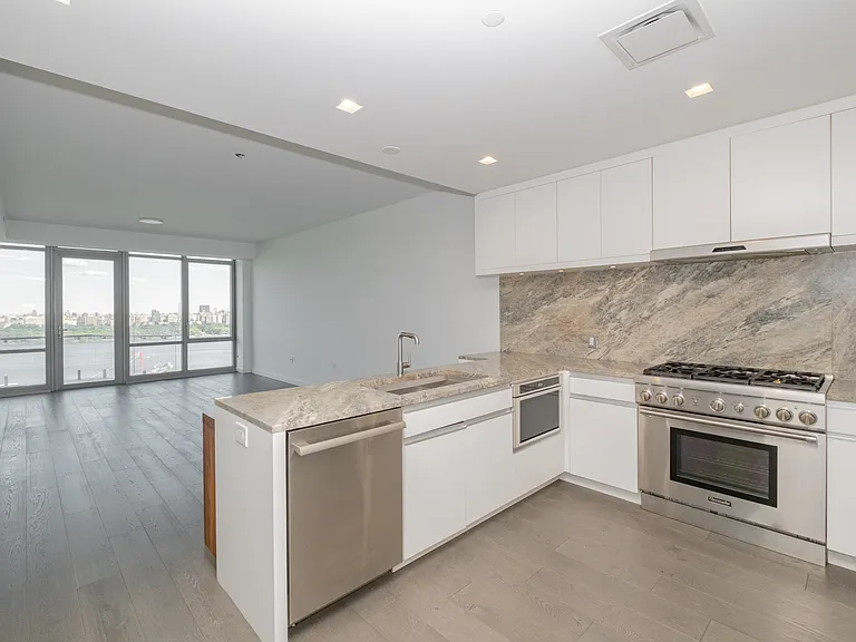 One Park Condos — Photo 53