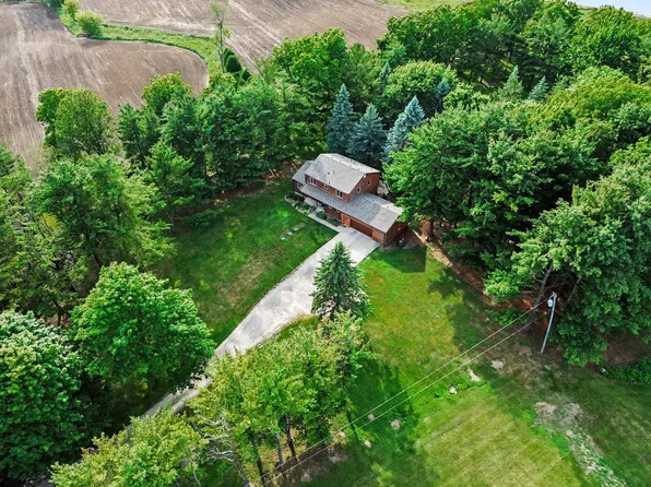 5688 W Waters Rd, Ann Arbor, MI 48103