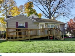 354 Kirks Ln, Drexel Hill, PA 19026
