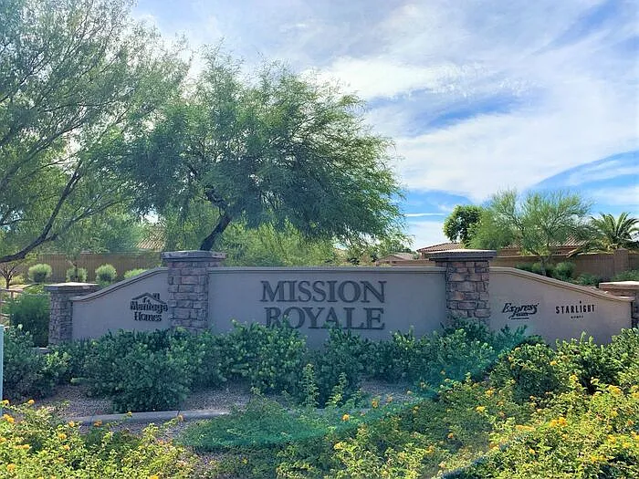 2377 E Alonso Dr — Photo 3