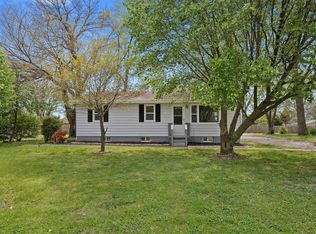 454 Grand Ave, Wood River, IL 62095