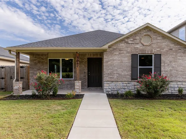 3067 S Saline Aly, Fayetteville, AR 72701
