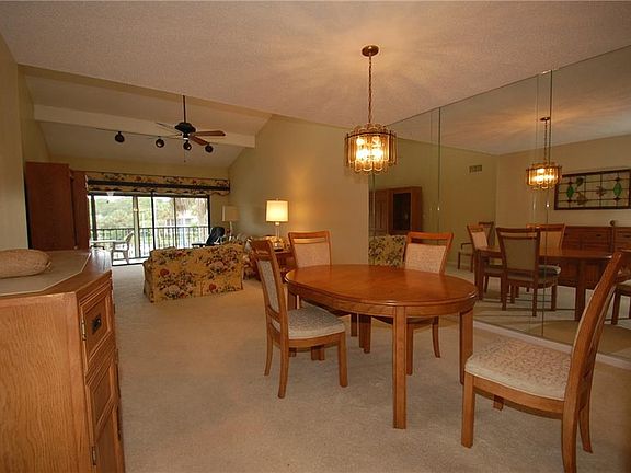 3rd image of 1621 Boathouse Cir APT 221
