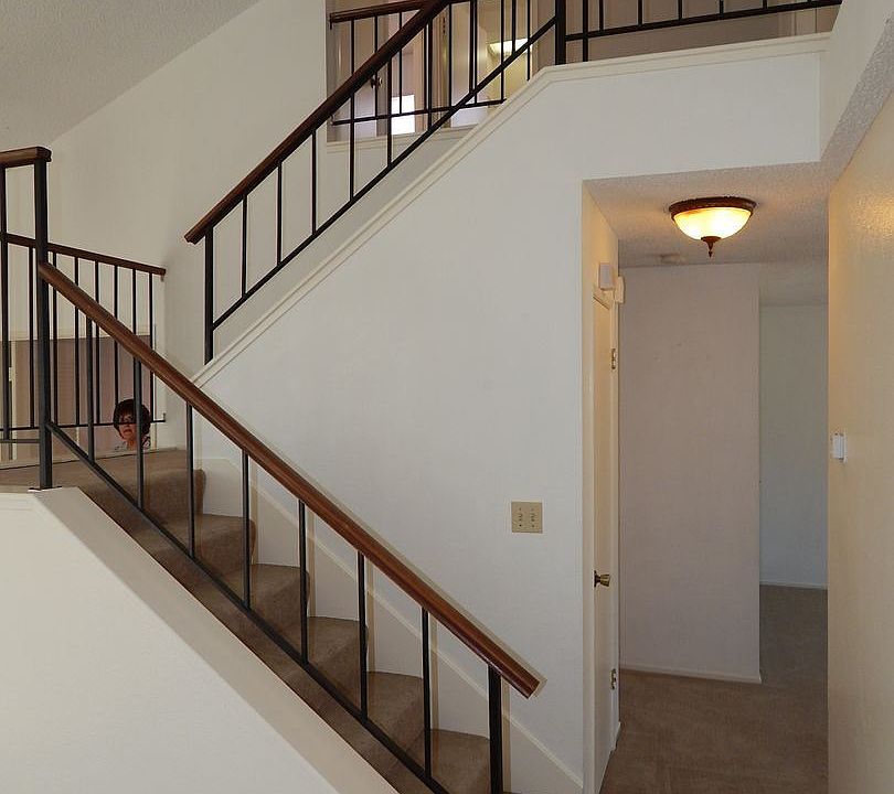 1st image of 159 Teal Ct