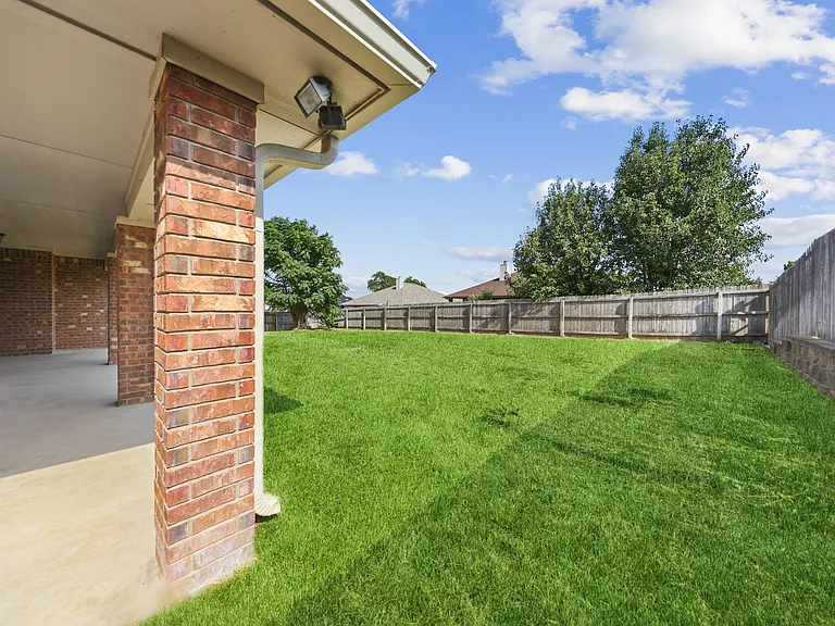 6404 Siltstone Loop — Photo 23