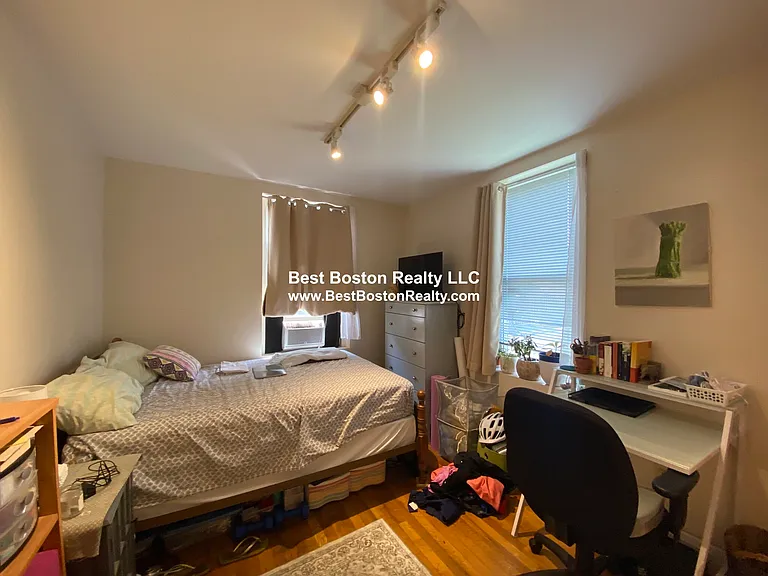 54 Kelly Rd #3L — Photo 5