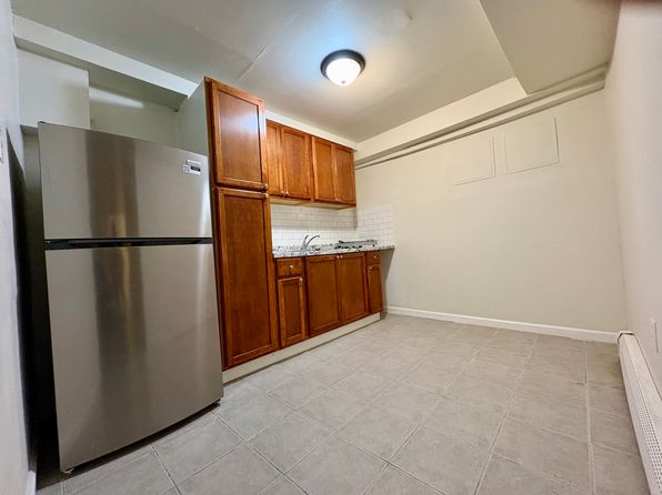 500 E 184th St APT 2