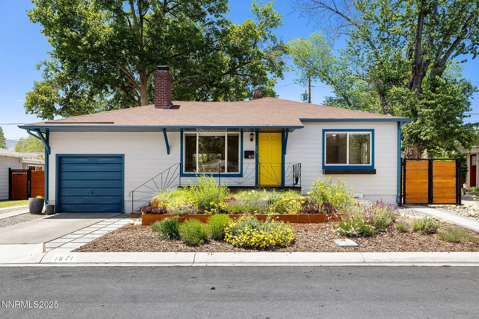 1671 Watt St photo 1