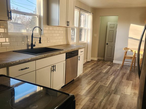 5th image of 31 N Linden Ln