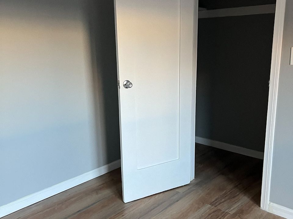 1st image of 601 N Rossmore Ave APT 203