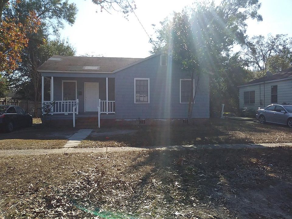 2nd image of 1140 Monmouth Way