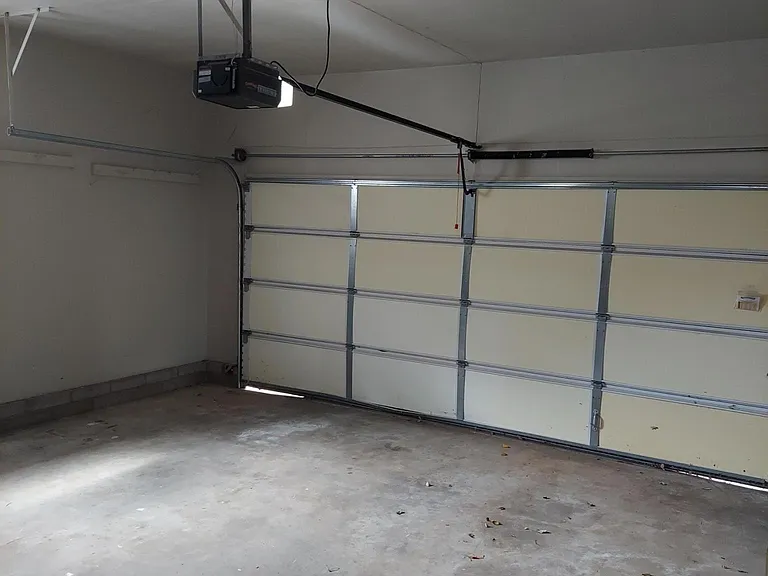 231 E Fort Worth St — Photo 29