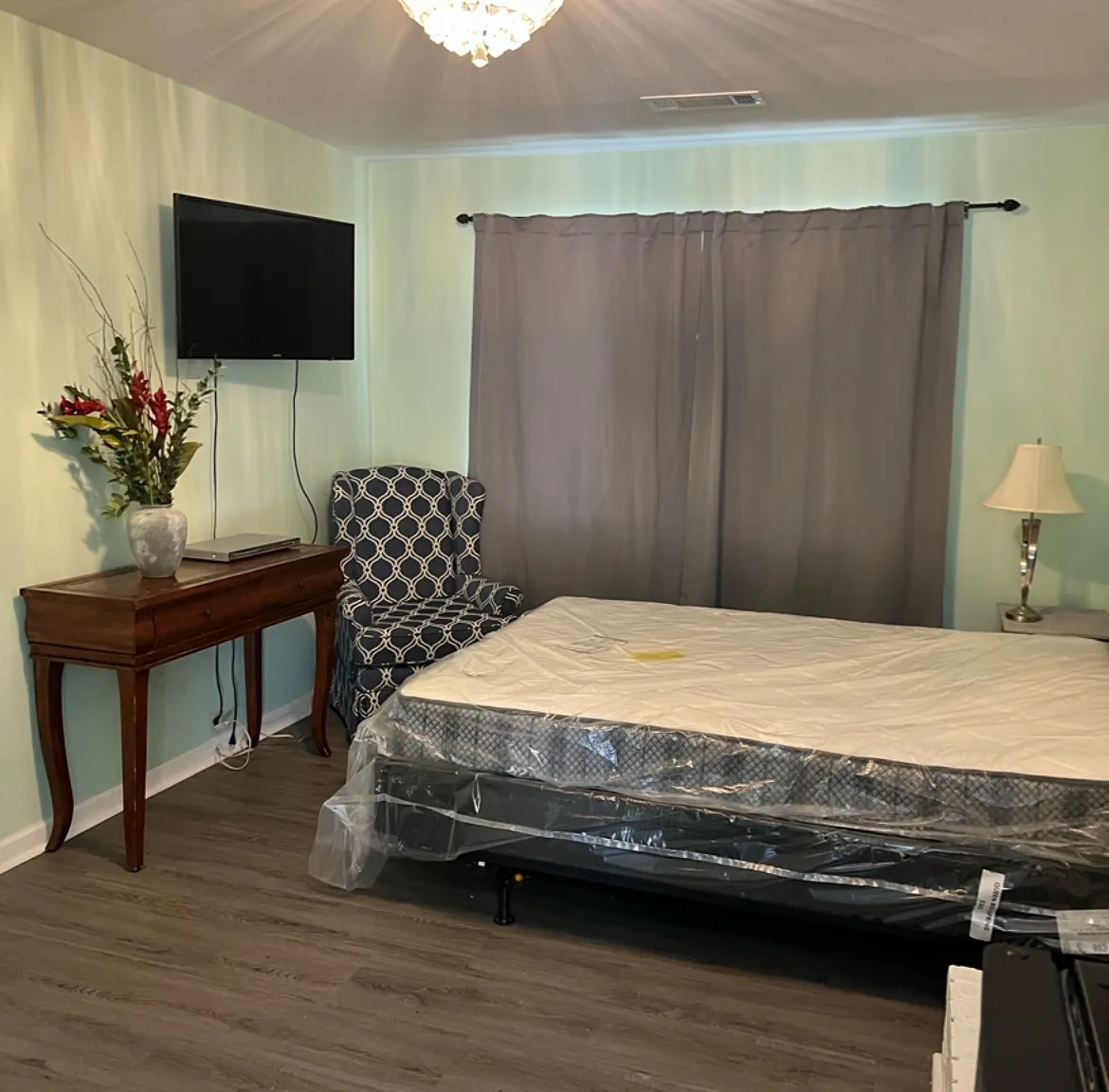 Studio, 1144 sqft, $750 — Photo 3