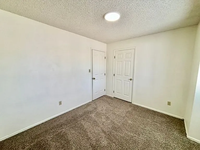 1420-1426 Anita St — Photo 12
