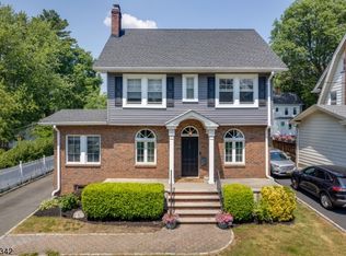 29 Plymouth Ave, Maplewood, NJ 07040