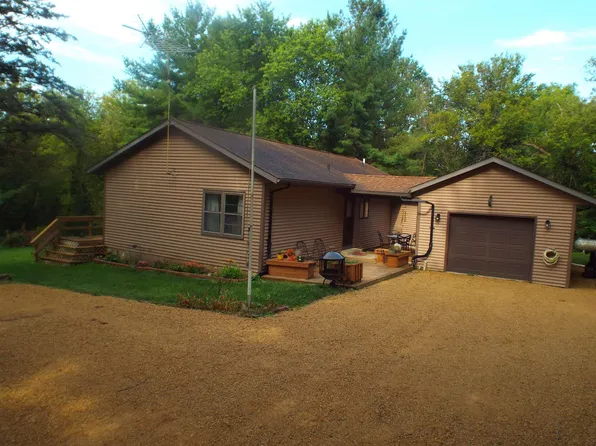 13A21 Mustang Ln, Apple River, IL 61001