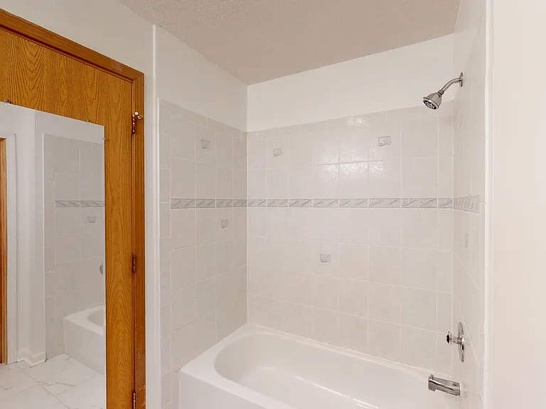 468 Minnesota Cir — Photo 24