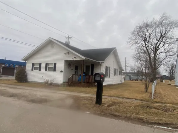 110 E Baker St, Portland, IN 47371