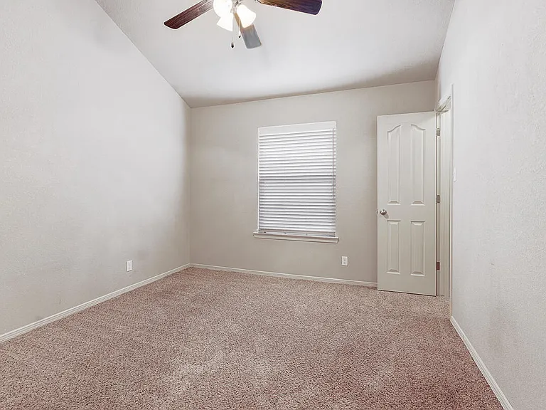11100 Bullseye St — Photo 25