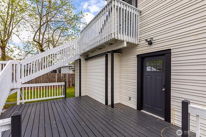 9402 Portland Ave E — Photo 21