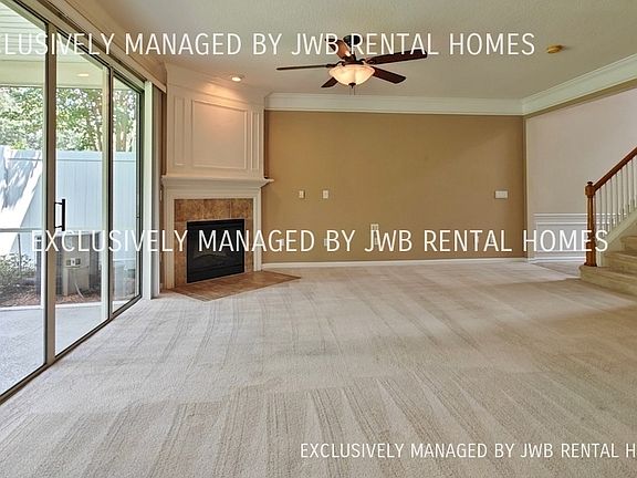 5th image of 11173 Castlemain Cir W
