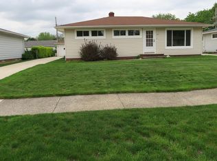 687 E Meadowlawn Blvd, Seven Hills, OH