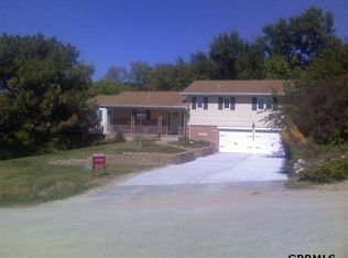 21502 Brierwood Rd, Elkhorn, NE 68022