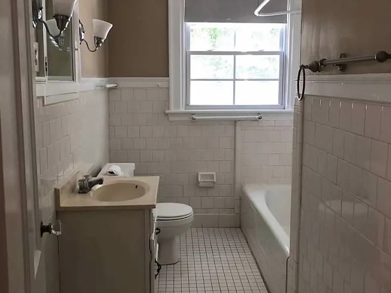 4822 Roland Ave #2 — Photo 9