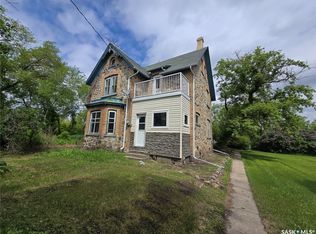 934 Main St, Broadview, SK S0G0K0