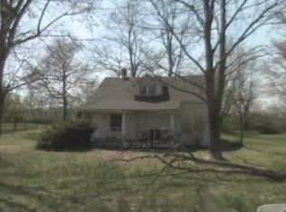 1400 Red Boiling Springs Rd, Lafayette, TN 37083