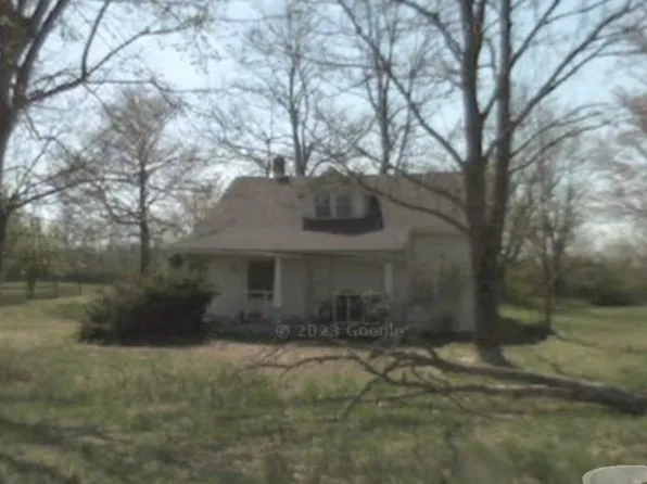 1400 Red Boiling Springs Rd, Lafayette, TN 37083