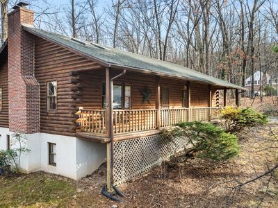 303 Apple Jack Ln, Harpers Ferry, WV, 25425