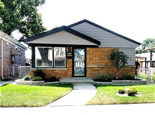 5748 S Monitor Ave, Chicago, IL 60638