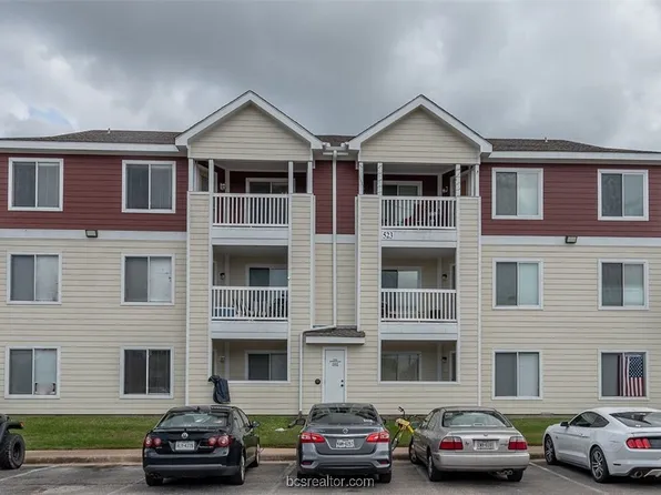 523 Parkway #302, College Station, TX 77840