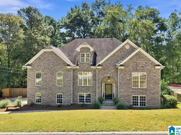 237 Arbor Ct, Sterrett, AL 35147
