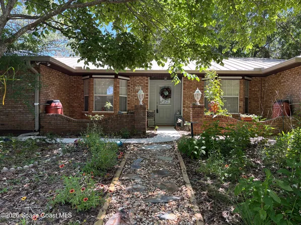 280 Naylor St NE, Palm Bay, FL 32907