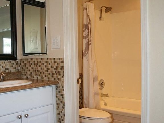 5th image of 400 N Acacia Ave Unit D25