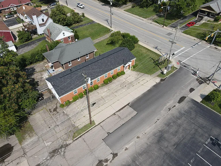 9443 Reading Rd — Photo 5