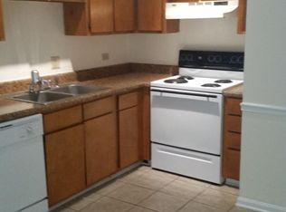 910 Brett Dr APT 11, Hinesville, GA 31313