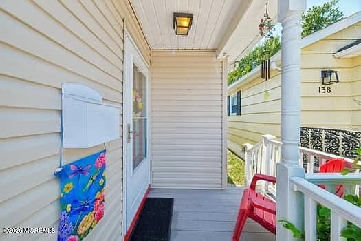 5th image of 136 Inskip Avenue