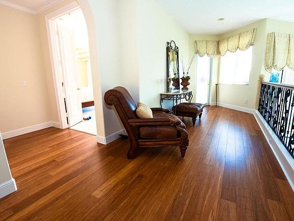 2nd image of 10248 Heronwood Ln