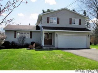 75 Indian Mound Dr, Whitesboro, NY 13492
