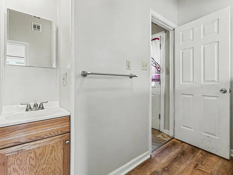 523 Bosler Ave — Photo 9